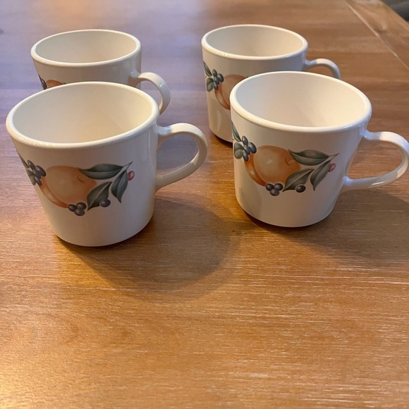 CorningWare Abundance Fruit design coffee mugs. 4 - Picture 2 of 6